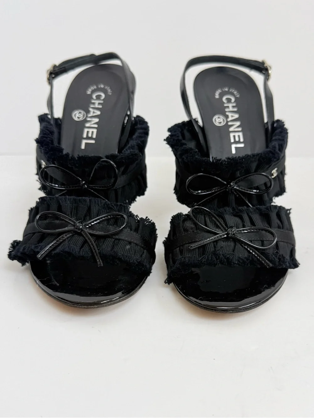 Chanel 12P Black Patent Fringe Bow Slingback Heels CC Logo Sandals EU 39